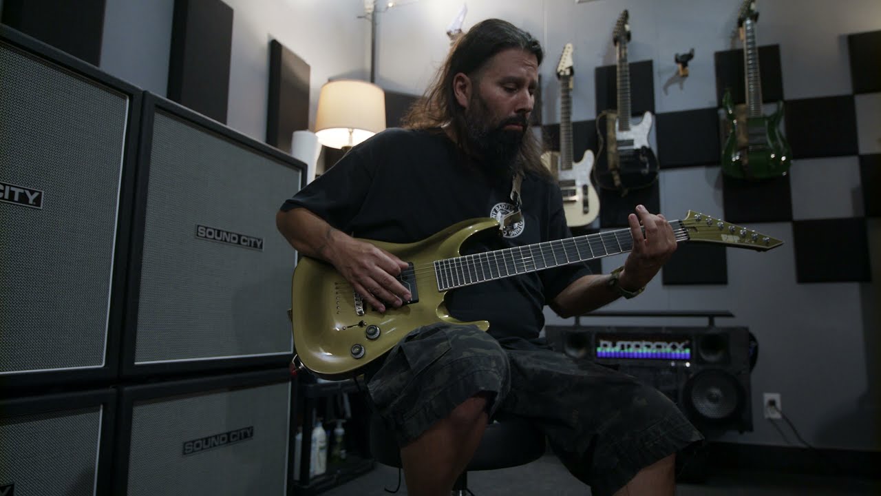 deftones-stephen-carpenter-revis-9141549-4960583-jpg