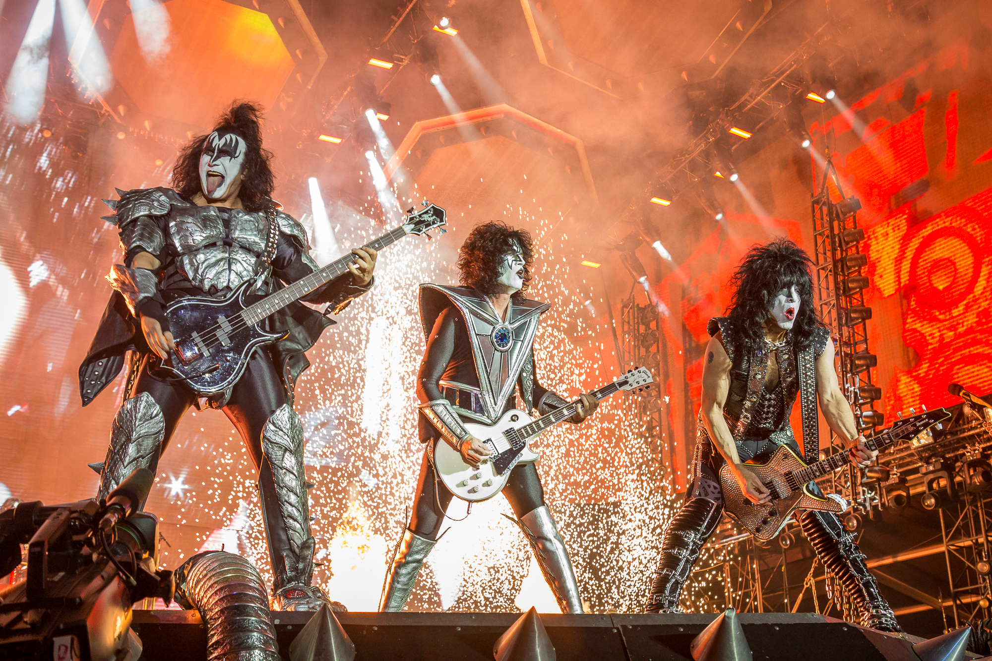 2019-06-22-kiss-5-1559236-7142086-jpg