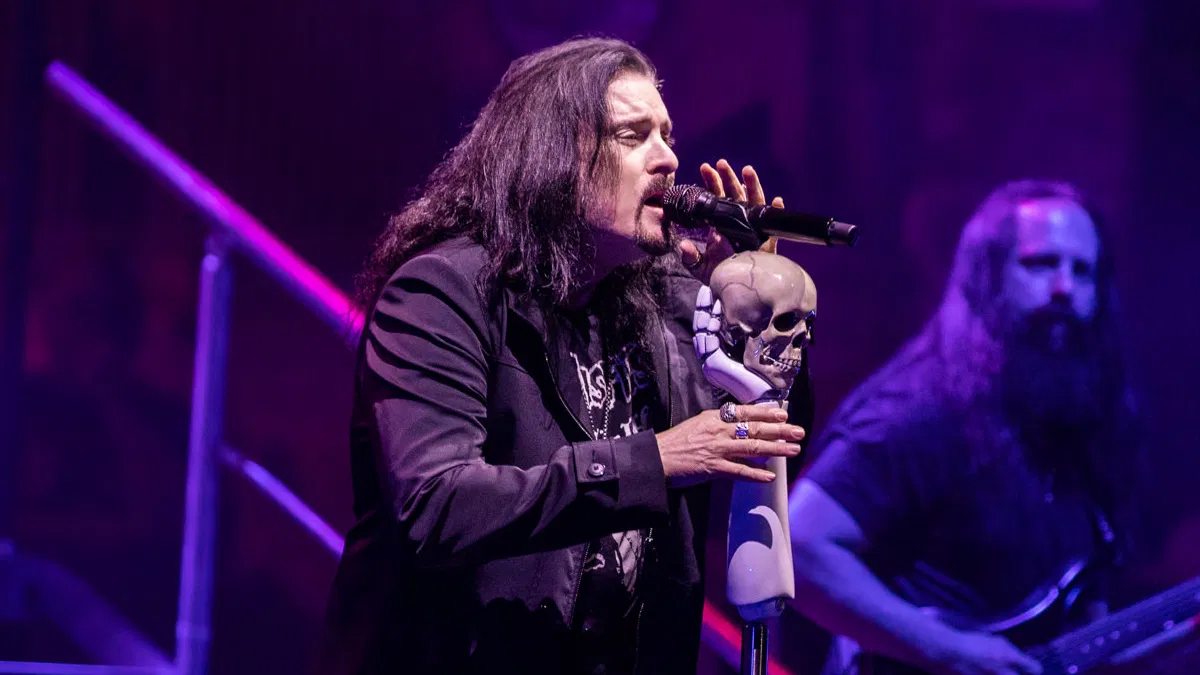 dream-theater-live-album-5226120-2519364-jpg