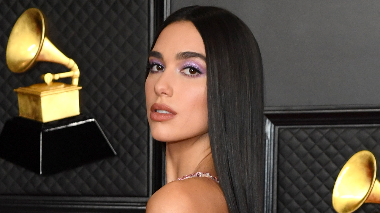 dua20lipa-2883639-7895401-png