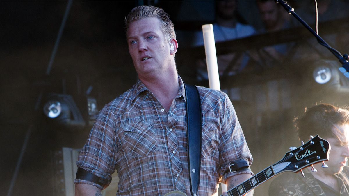 josh-homme-5859319-4244186-jpeg