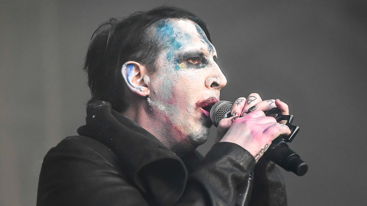 marilyn20manson-6949190-8836032-jpg