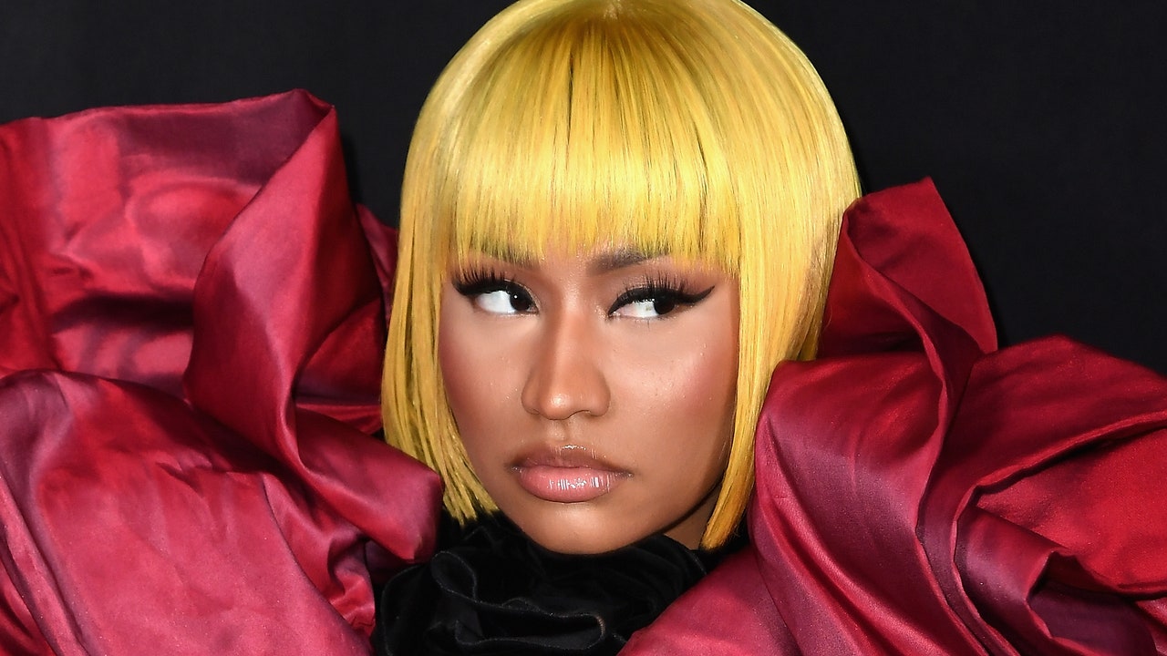 nicki-minaj-1910489-5332886-jpg