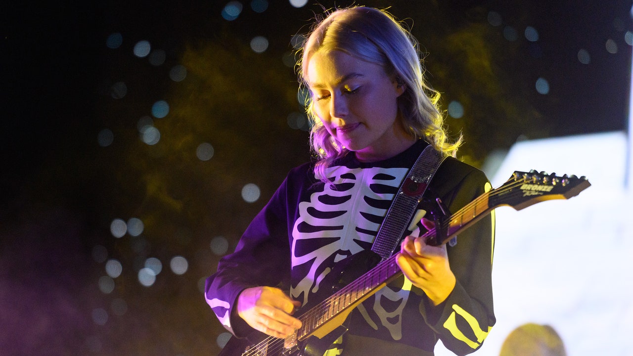 phoebe-bridgers-8916944-7999993-jpg