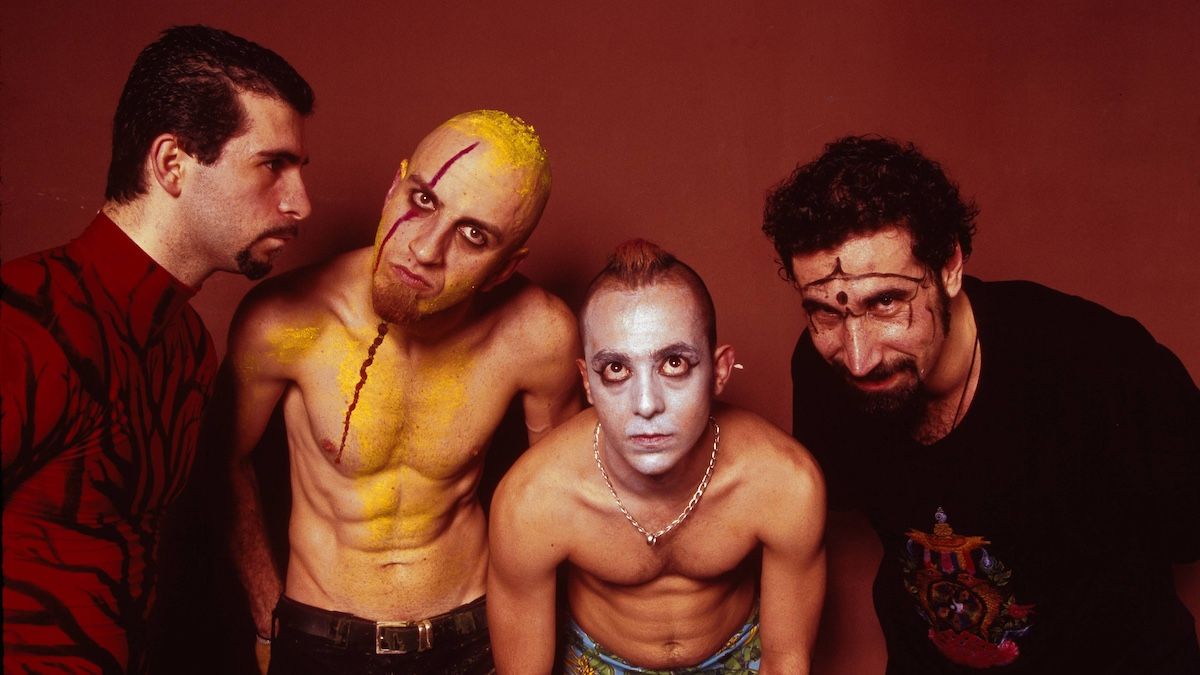 system-of-a-down-2001-5030575-8146853-jpg