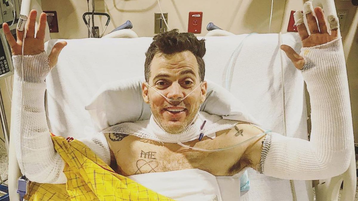 jackass-medical-bills-injury-cost-expense-steve-o-johnny-knoxville-6441681-9383154-jpg