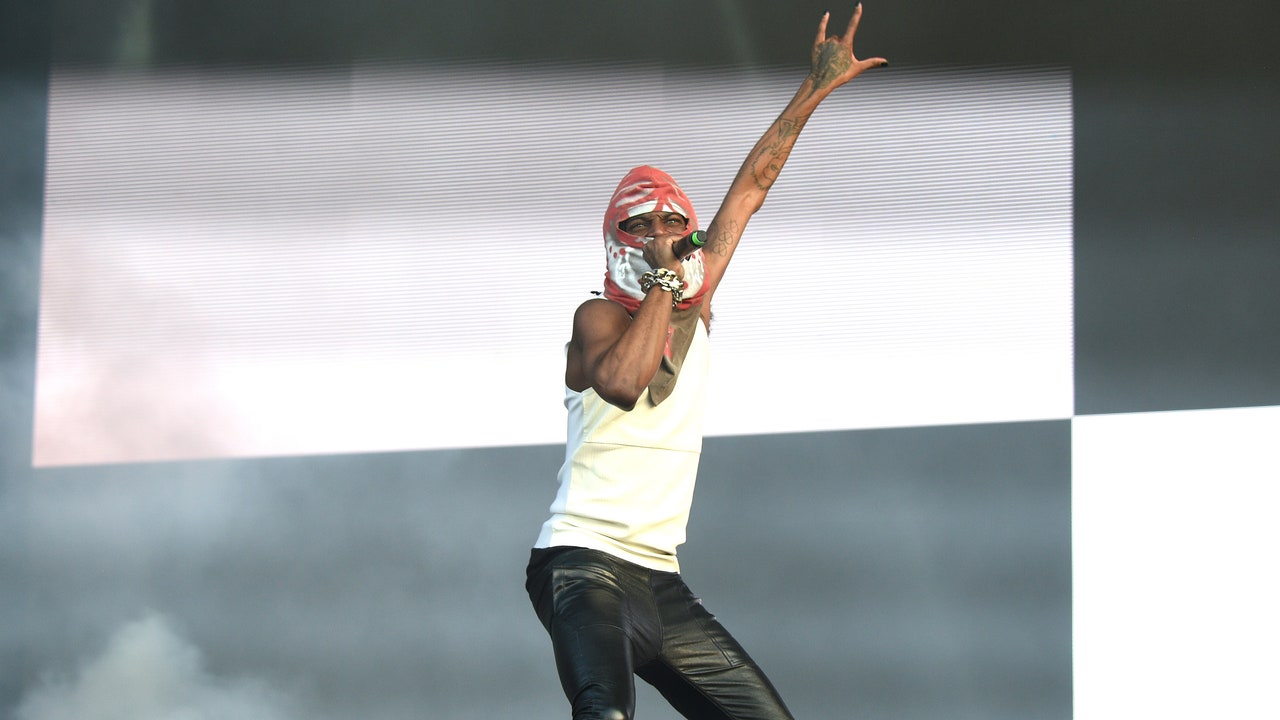 playboi20carti20tour-7920647-6746037-jpg