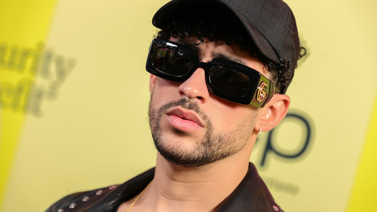 bad-bunny-2834879-3391690-jpg