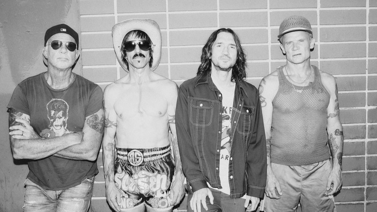 red-hot-chili-peppers-5490584-2635405-jpeg