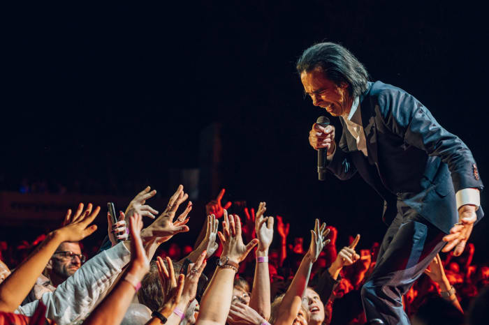 Nick Cave & The Bad Seeds se produisent sur la scène principale du EXIT Festival 2022.
