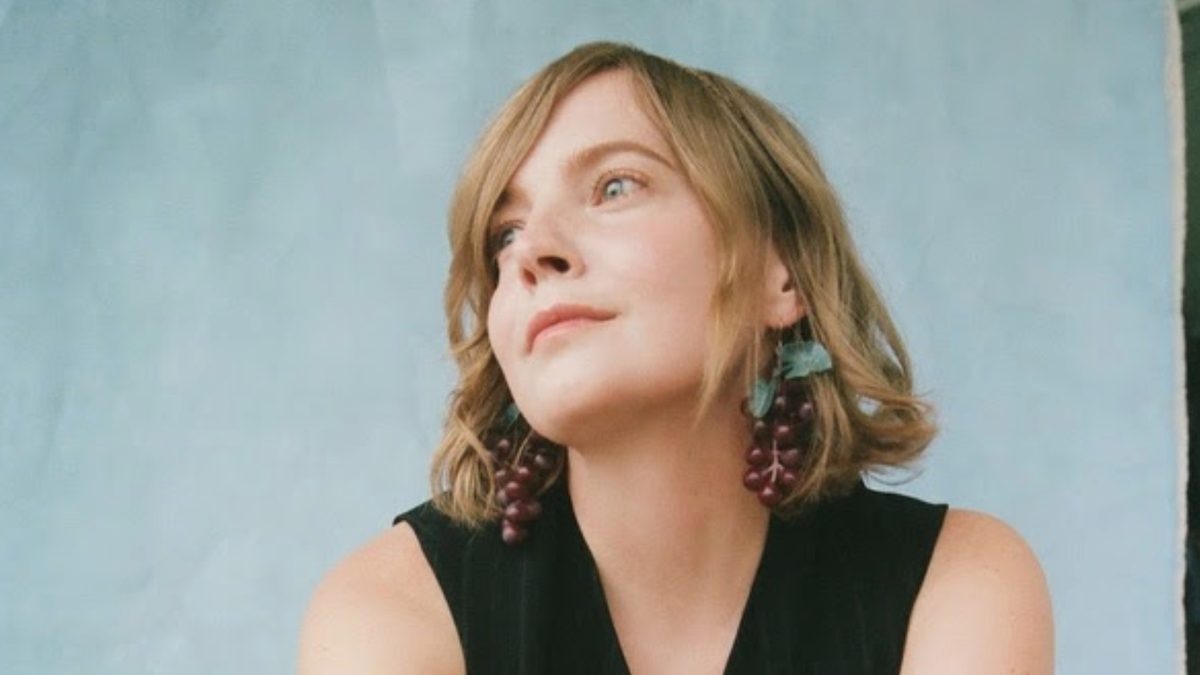 courtney-marie-andrews-photo-by-brett-warren-7762100-1927068-jpg