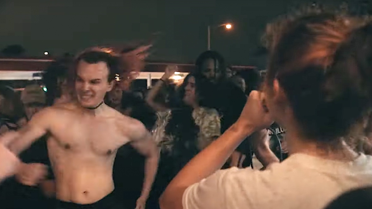 hardcore-show-at-sonic-in-new-jersey-4727791-6315602-jpg