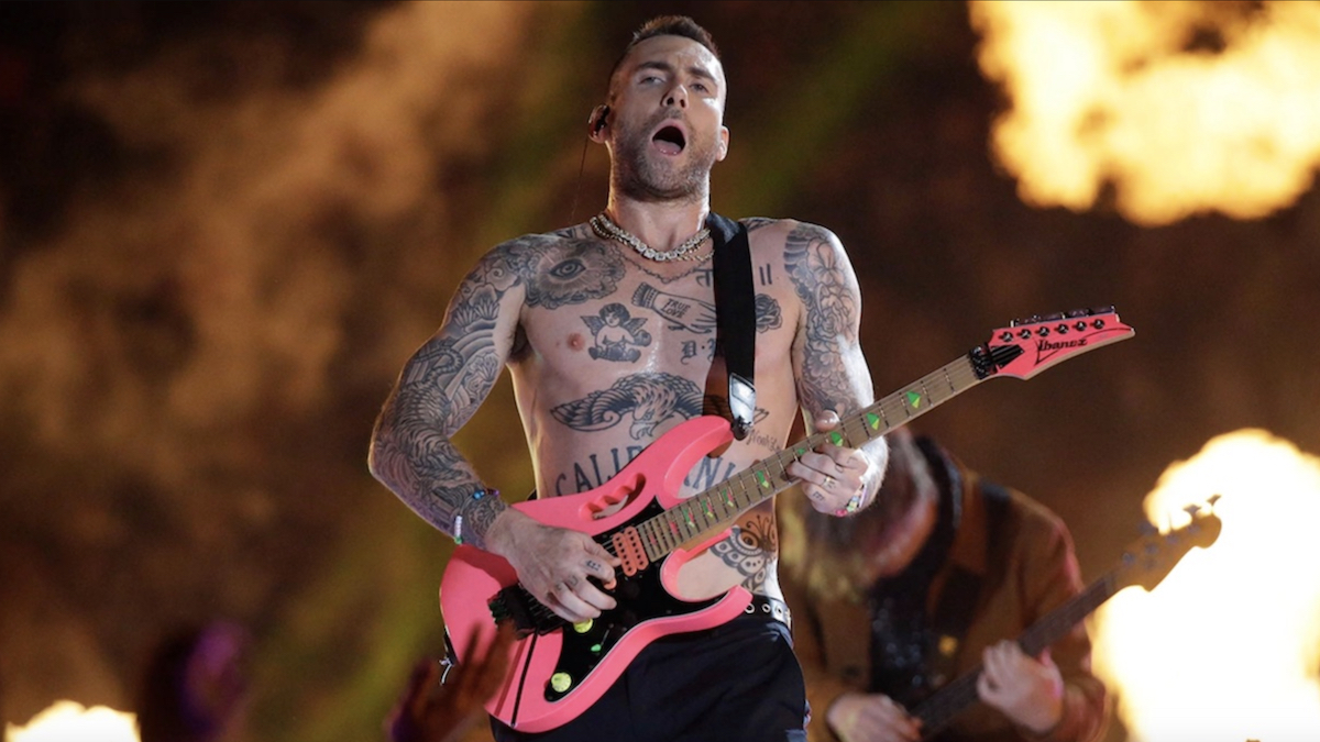 adam-levine-metal-6374361-1364312-jpg