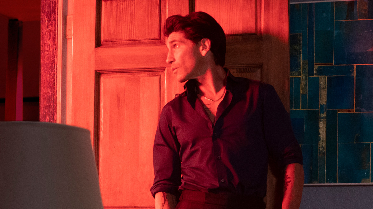 american-gigolo-jon-bernthal-2089553-6270635-jpg