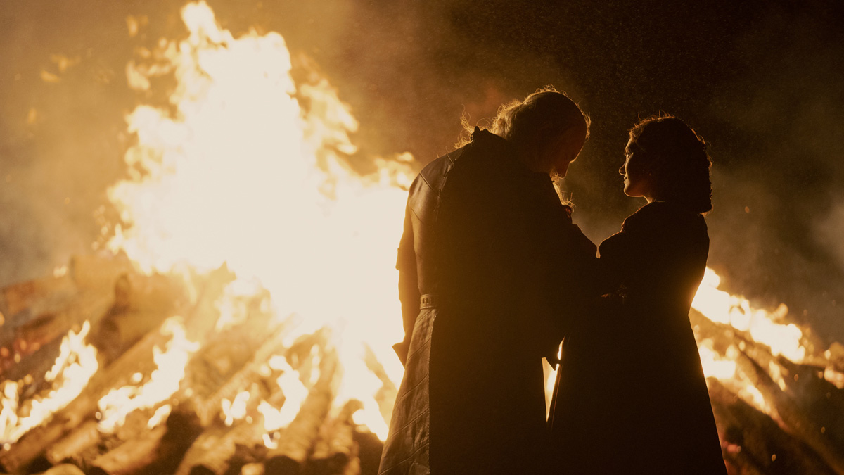 house-of-the-dragon-episode-3-paddy-considine-emily-carey-6217148-1787698-jpg