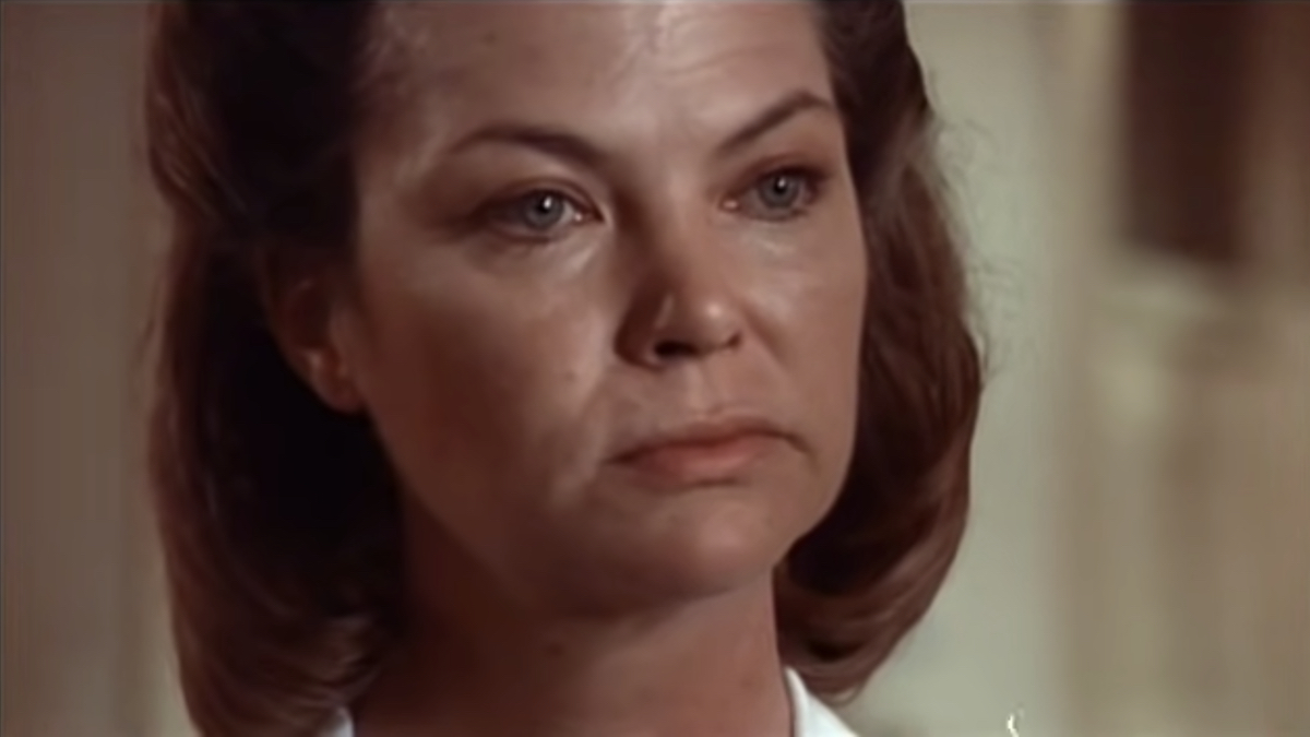 louise-fletcher-dead-1458170-2822554-jpg