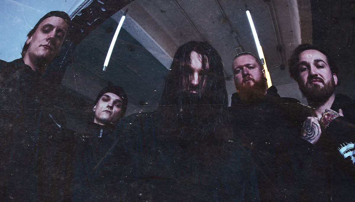 distant-8222248-6794781-jpg