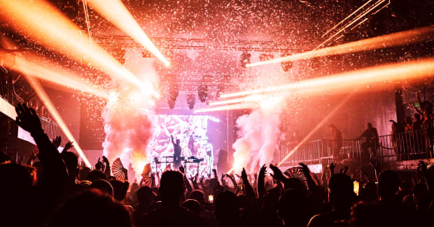 apashe-confetti-dallas-megannnburch-3516996-7340018-jpg