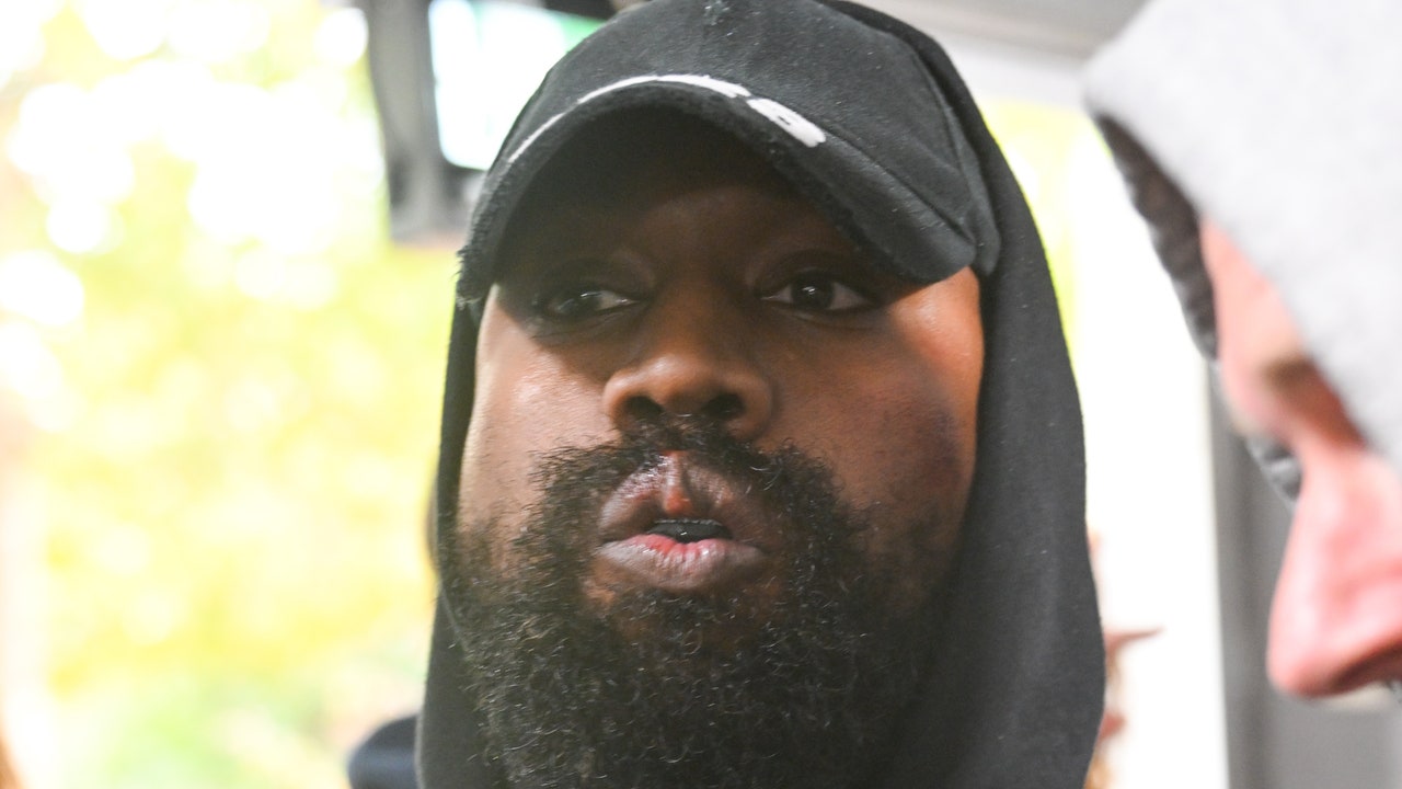 kanye-west-last-week-new-documentary-3367231-9822160-jpg