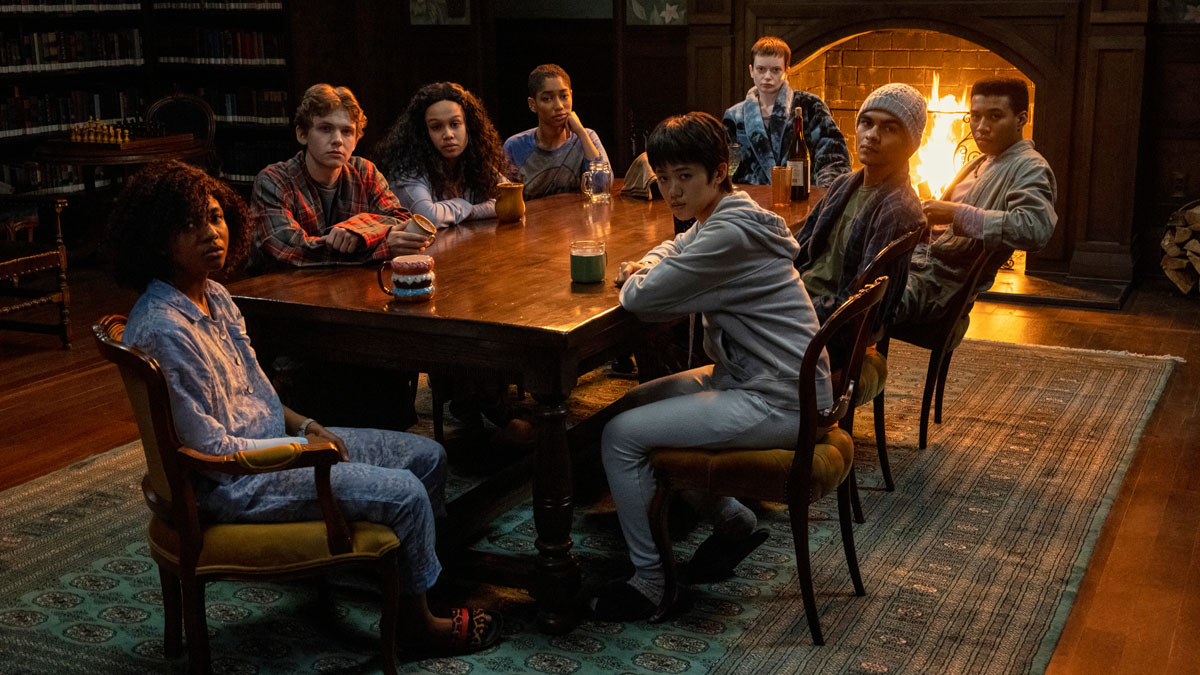 the-midnight-club-netflix-5914123-7000830-jpg