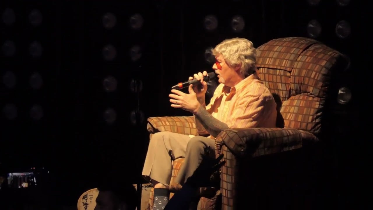 watch-limp-bizkit-plays-dad-vibe-1473294-5093337-jpg