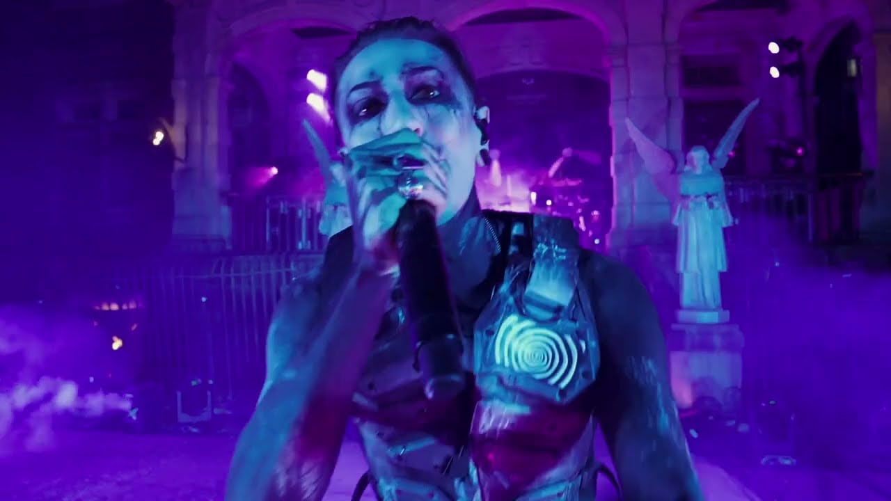 2-10-motionless-in-white-streams-4907826-7501001-jpg