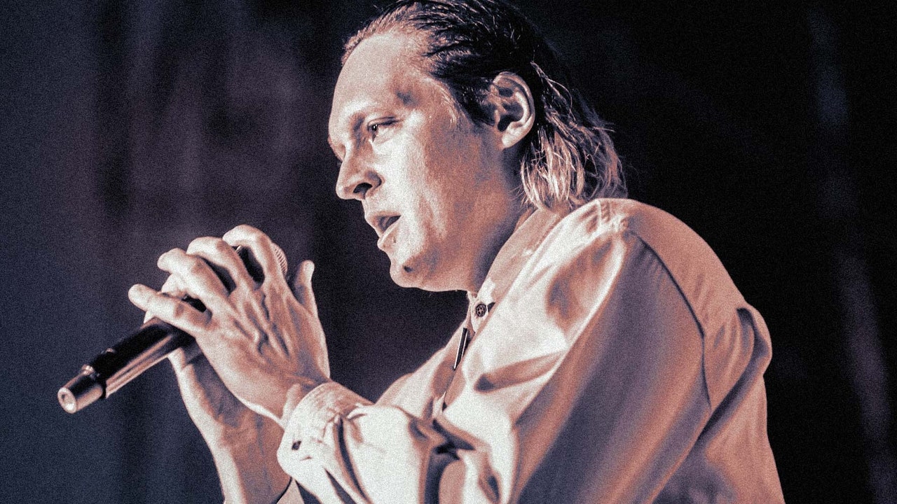 arcade-fire-win-butler-2036117-5472143-jpg