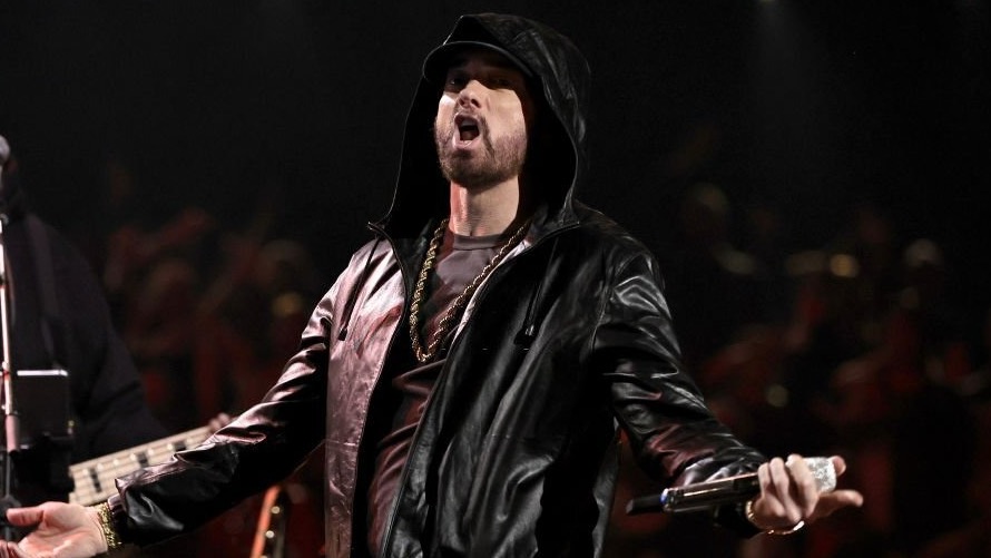 eminem-at-rock-and-roll-hall-of-fame-1780850-7989545-jpeg