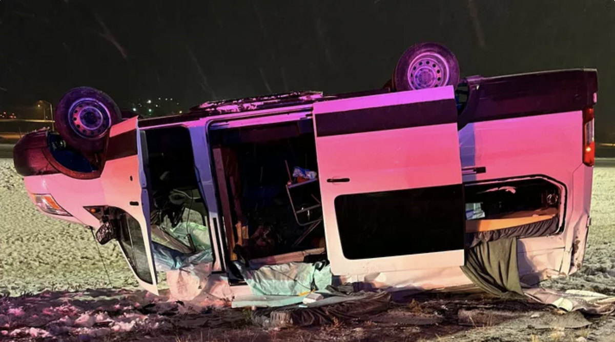 silent-planet-van-2331853-7572882-png