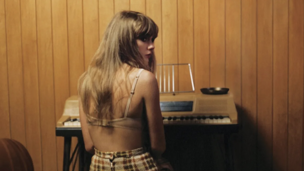 taylor-swift-tickets-tour-2023-6827193-1091596-jpg