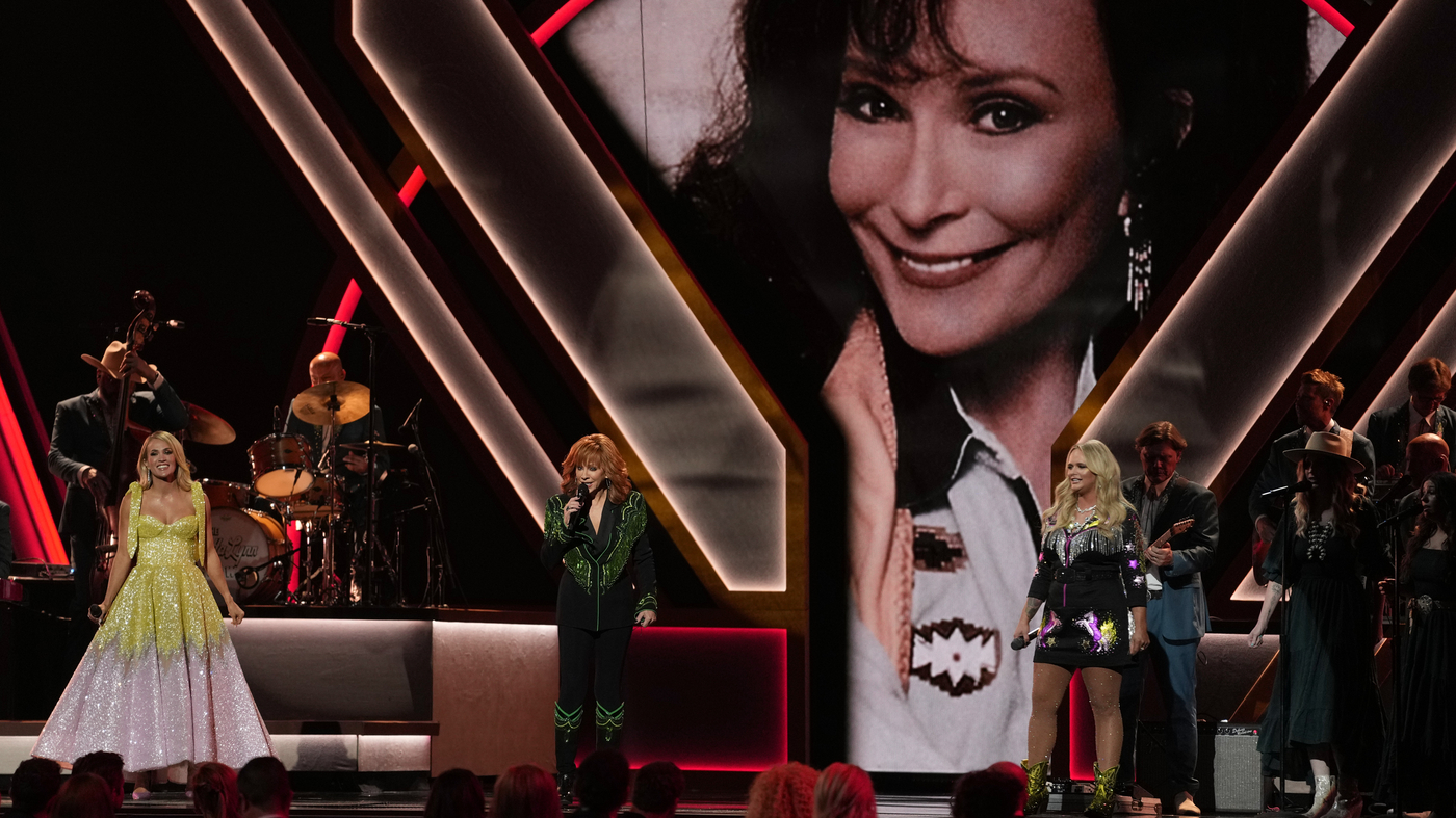 ap22314046879615_wide-1890e42c2cf9870954574d4b67686228b9ff2c3d-s1400-c100-2919198-9410856-jpg