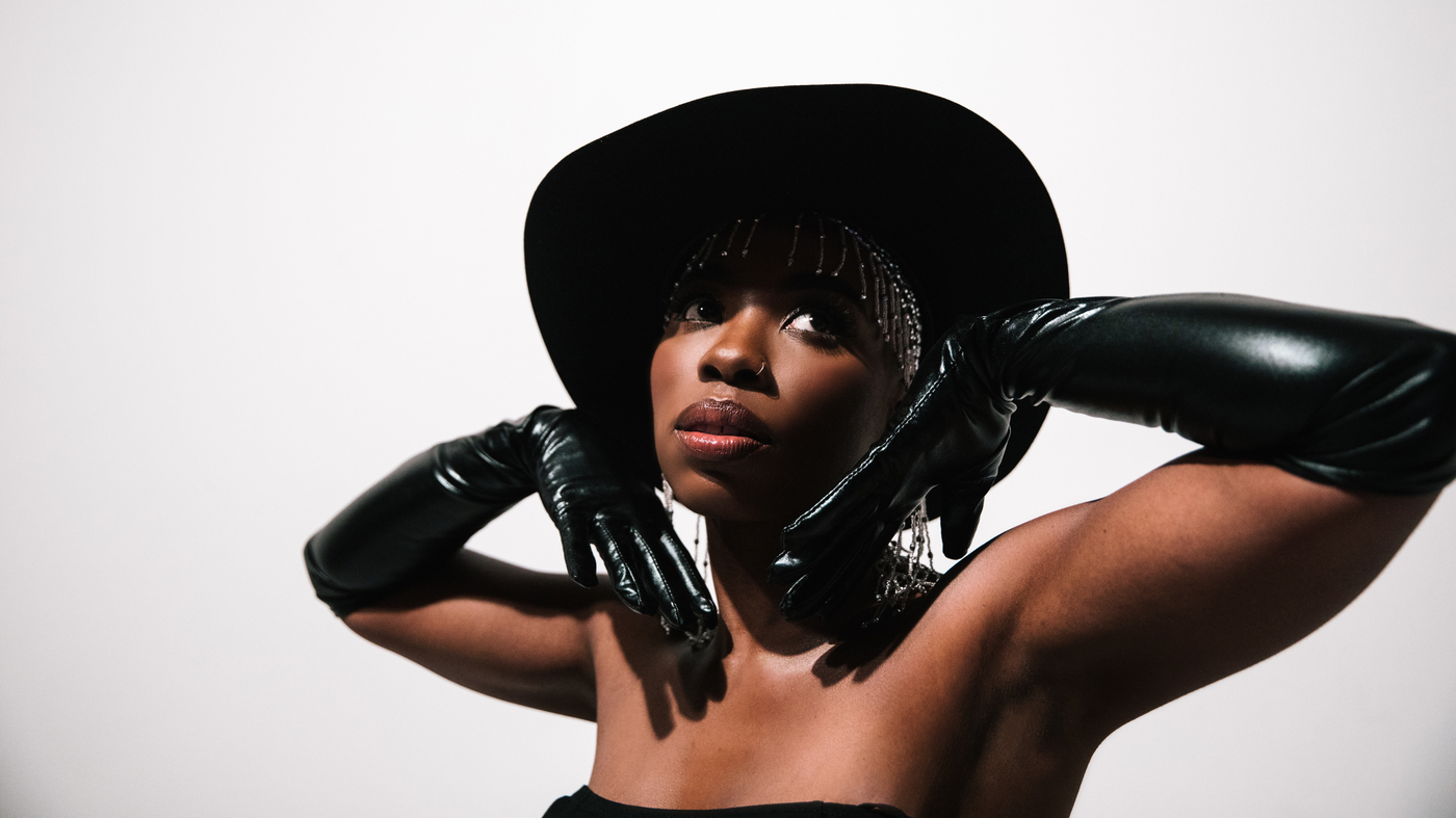 mcr_2481_rt_wide-d600f3f31d2aa53cb407661daad9a81b0133df7b-s1400-c100-7031158-5006959-jpg