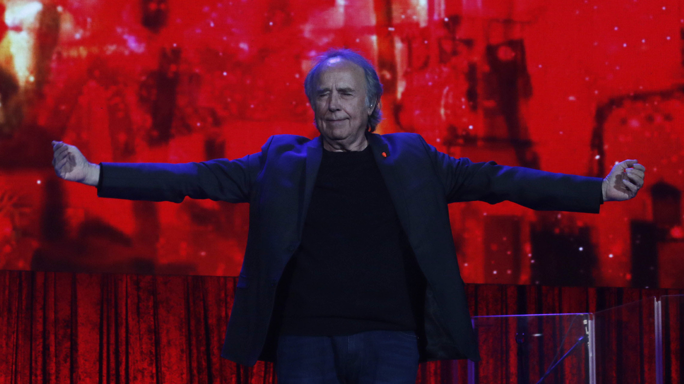 mx-tv-joan-manuel-serrat-concierto_52477975534_o_wide-972b55d0190b29cb7fd6cd2848bb836ac377fa80-s1400-c100-4160909-2479566-jpg