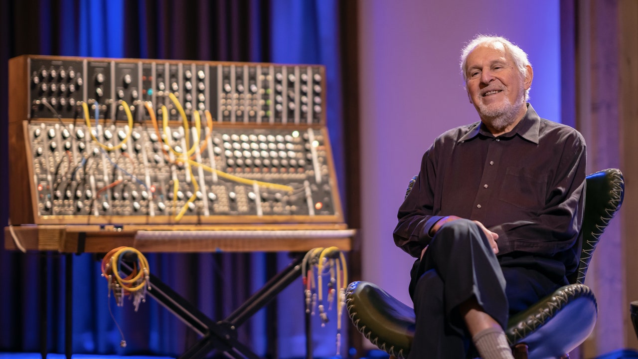 herb-deutsch-moog-9093182-6146197-jpg