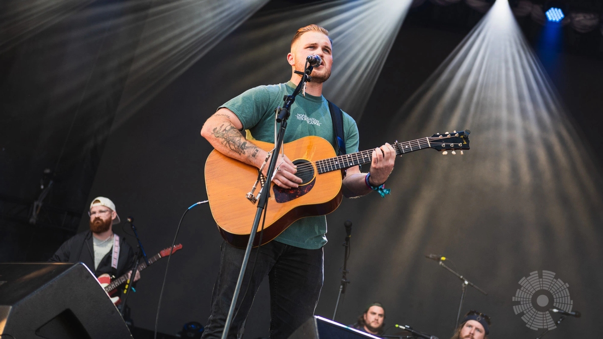 zach-bryan-all-my-homies-hate-ticketmaster-6136622-2109745-jpg