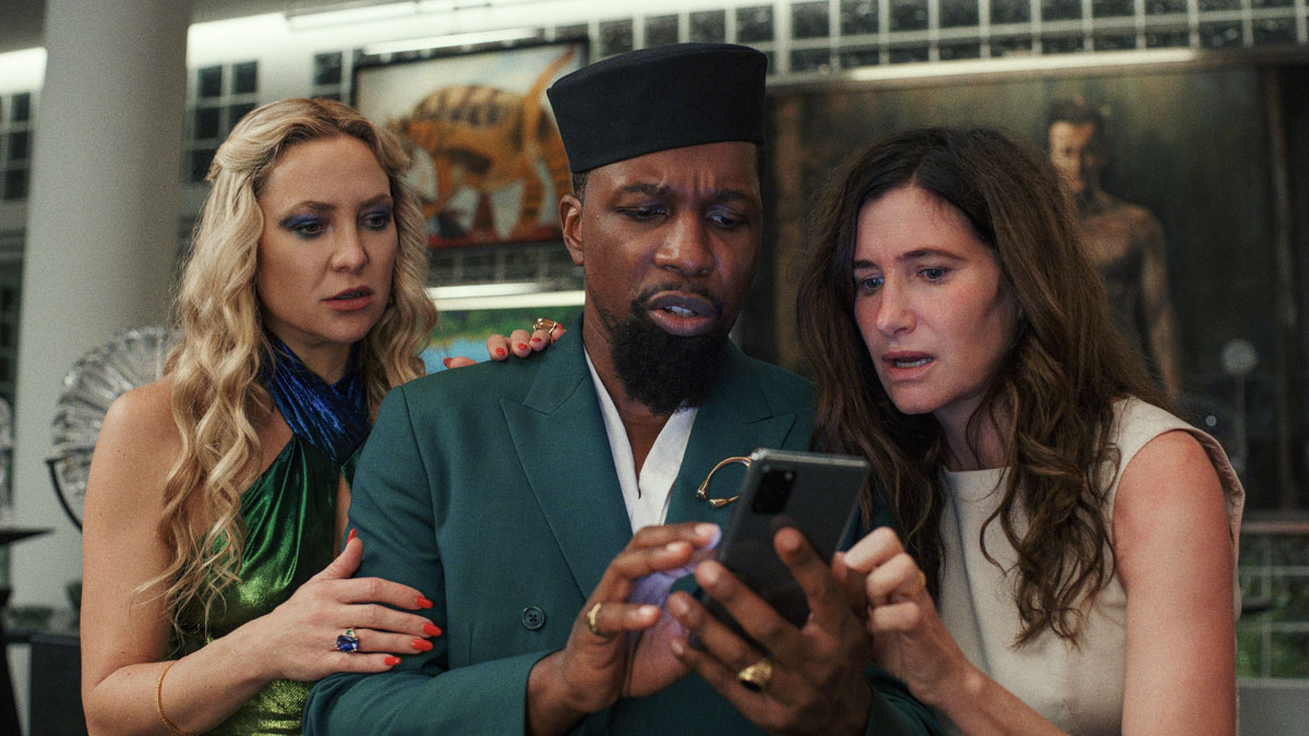 glass-onion-kate-hudson-leslie-odom-jr-kathryn-hahn-1365295-5046900-jpg