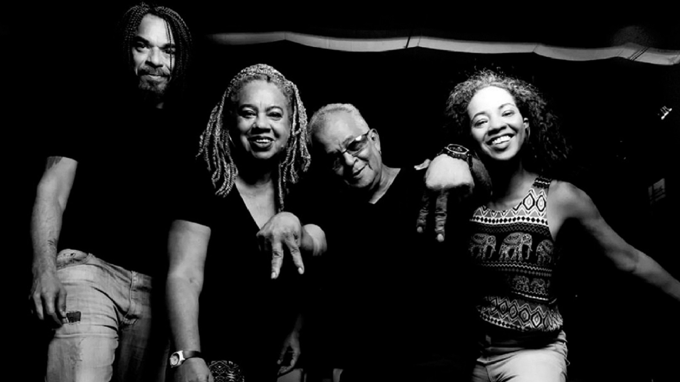 sintesis-eme-y-x-alfonso_wide-5824fd53a89d02b0789fe8c2749925761fa08371-s1400-c100-8148047-2557129-jpg