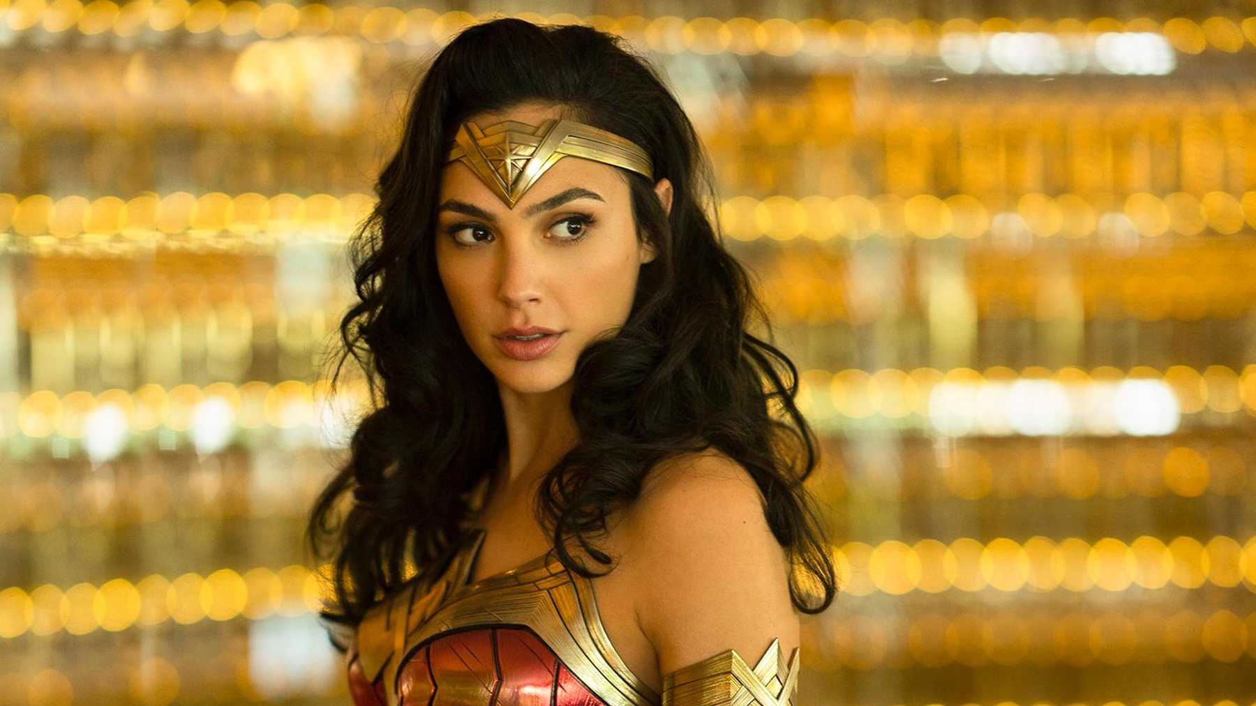 wonder-woman-gal-gadot-4176595-1462930-jpg