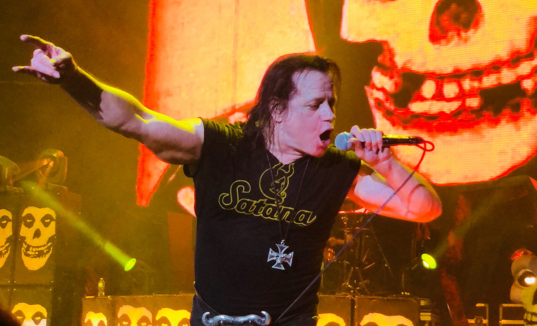 danzig-misfits-4054767-9561196-jpg