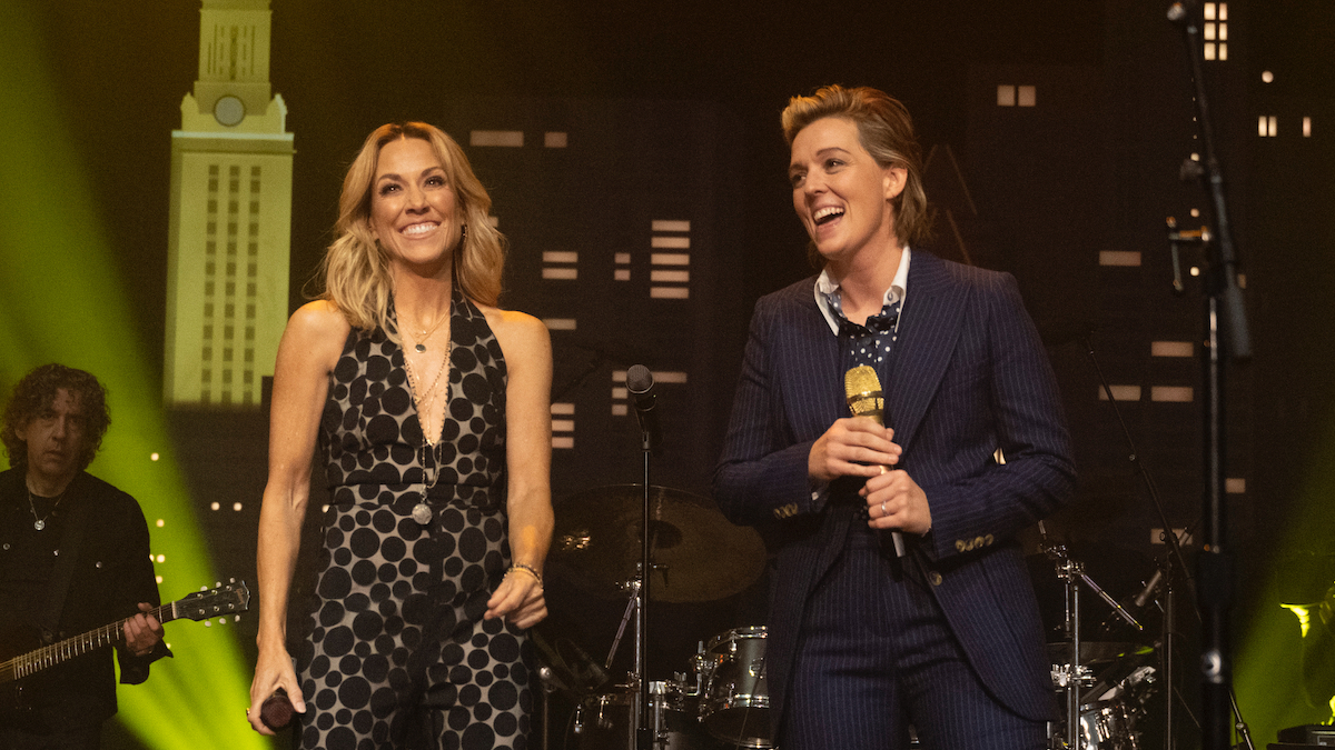 sheryl-crow-and-brandi-carlile-photo-by-scott-newton-2698442-1717650-jpg