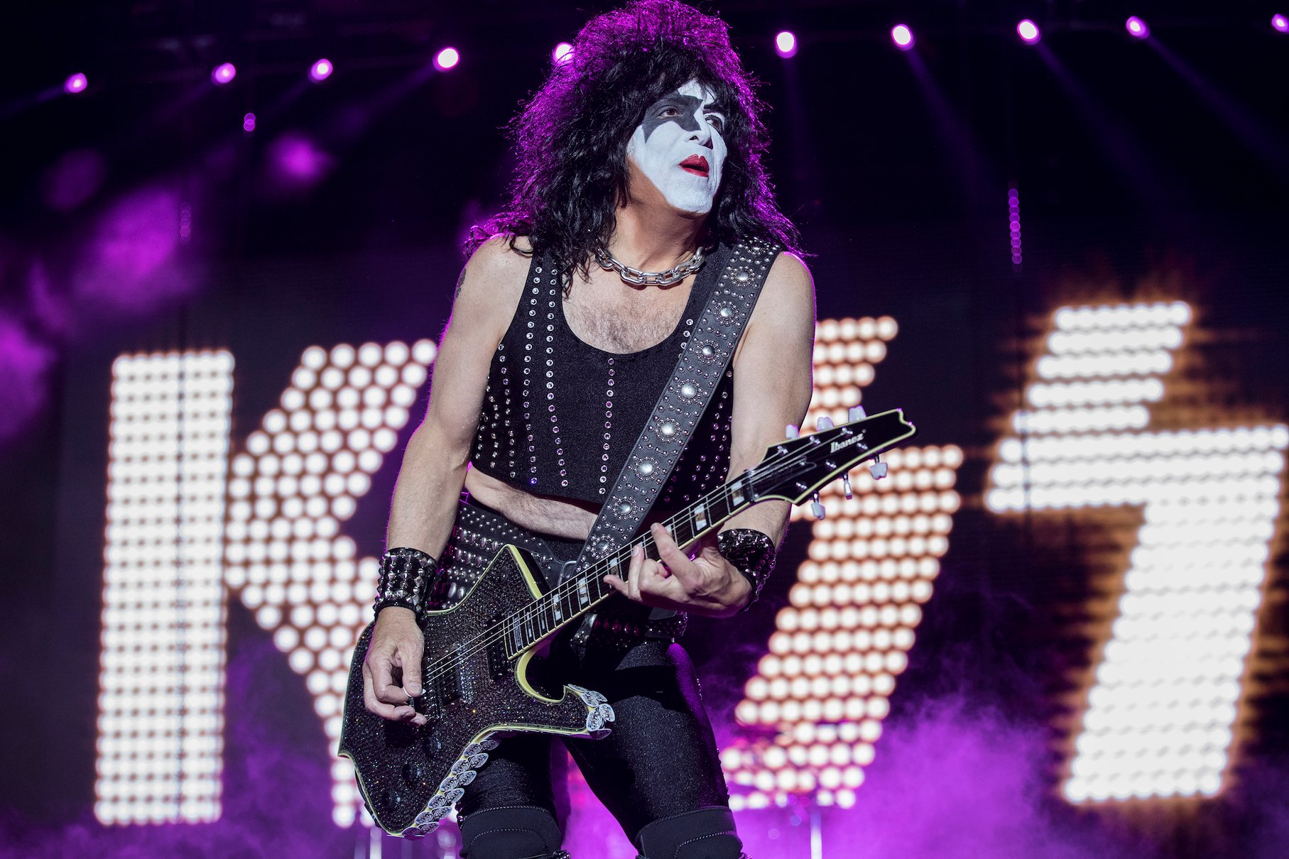 paul-stanley-kiss-9725665-8724115-jpg