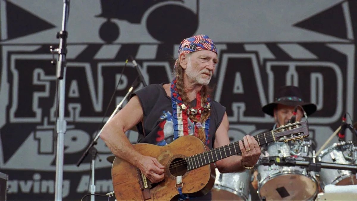 willie-nelson-hed-2608608-1888254-jpeg