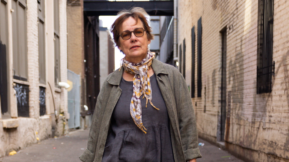 iris-dement-by-dasha-brown-2_wide-2b9e9e52f431e797b10fa26640176da4ea809e8c-s1400-c100-1373613-5621998-jpg