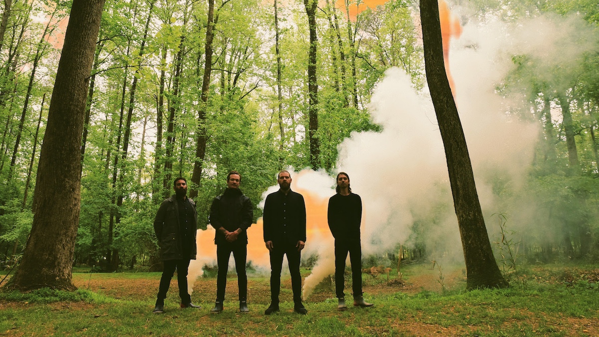 manchester-orchestra-the-valley-of-vision-4439973-5447832-jpg