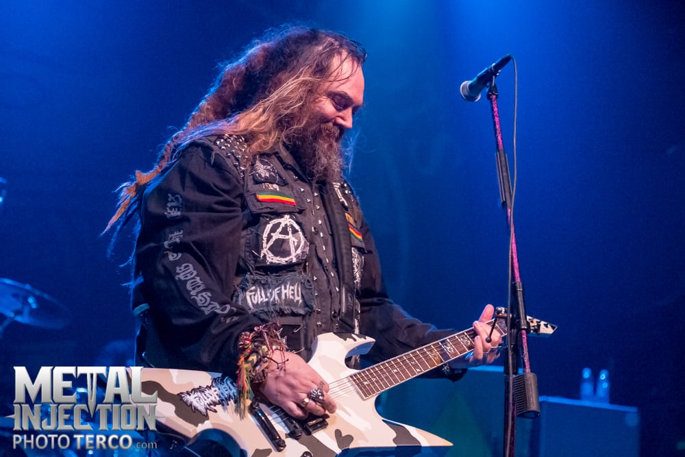 maxcavalera-8278851-7279221-jpg