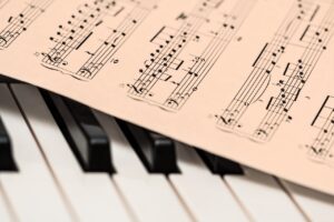 5 raisons d’apprendre à jouer à un instrument de musique