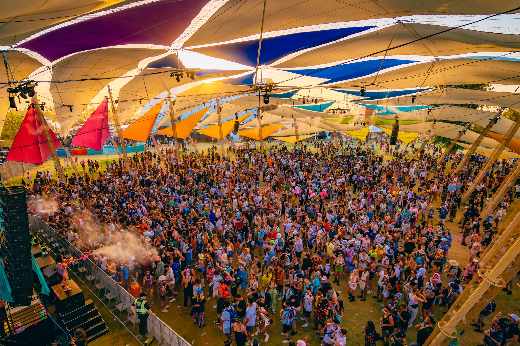 dolab_coachellawkd12022_jlb-8421613-2621001-jpg