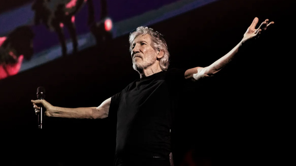 roger-waters-dark-side-of-the-moon-preview-solo-50th-anniversary-1199855-9867991-jpg