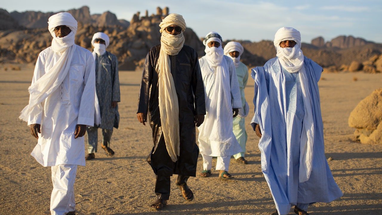 tinariwen-1472427-5433735-jpg