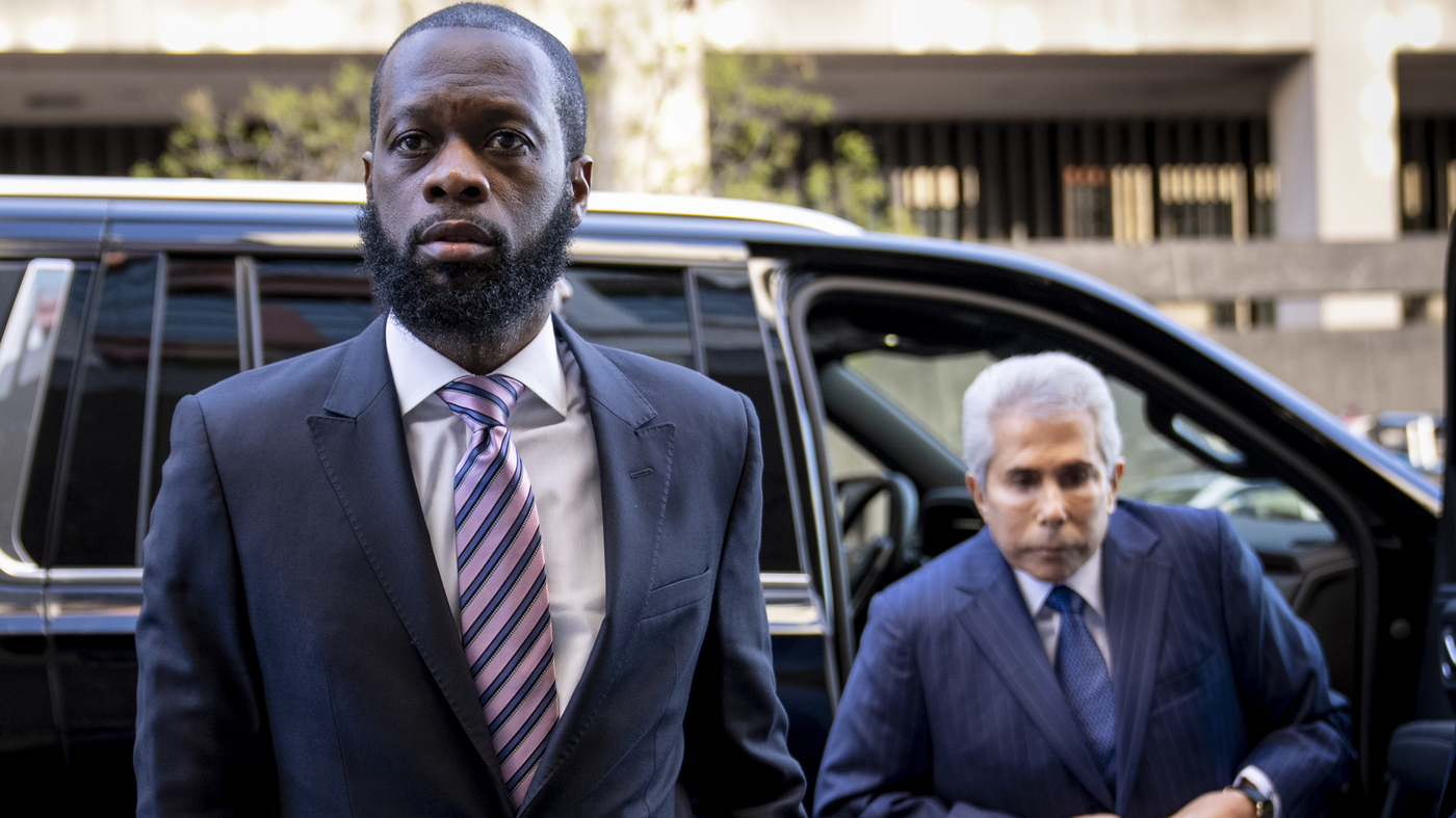 ap23089466984801_wide-ab90b532683b3adf1fb2a84ade1d3e99cfda587e-s1400-c100-8351713-6391278-jpg